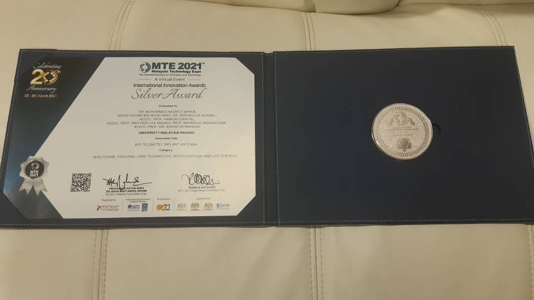 Medal & Certificate